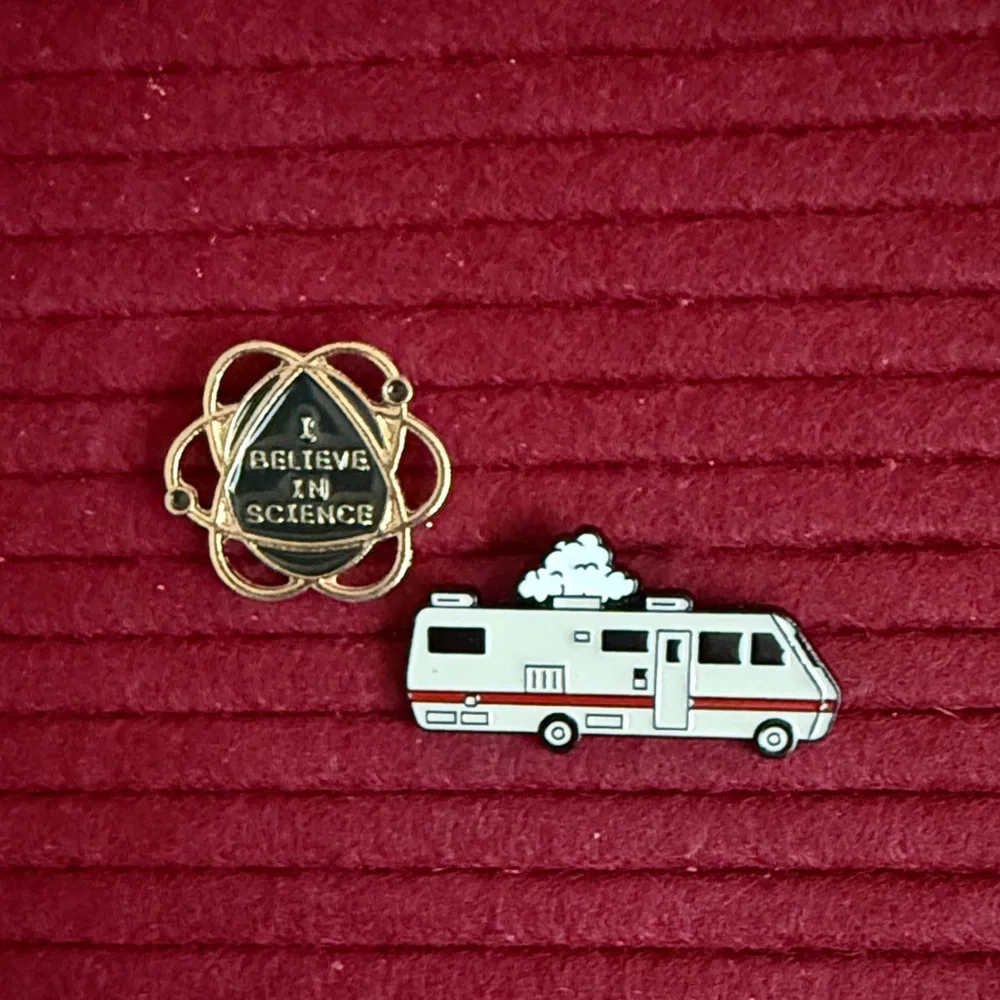 New- Science and RV Enamel Pin Set breaking bad - Picture 1 of 3